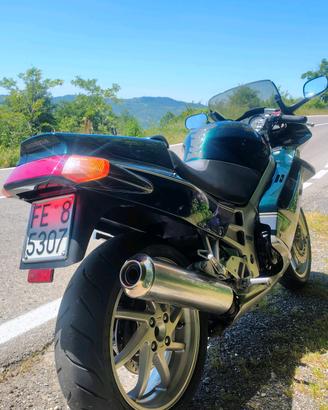 VFR 750 RC 36 - FMI