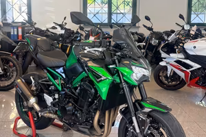 Kawasaki Z 900 PATENTE A2 PERFORMANCE FINANZIABILE