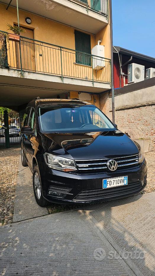 VOLKSWAGEN Caddy 4ª serie