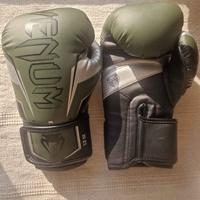 Materiale sport da combattimento