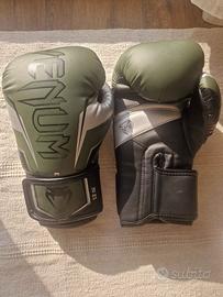 Materiale sport da combattimento