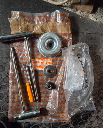 kit decespugliatore stihl e altro 