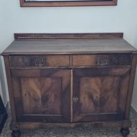 Credenza in noce