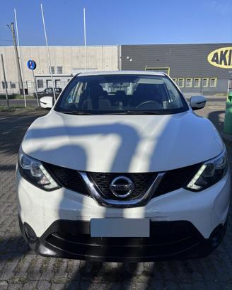 Nissan Qashqai 2015