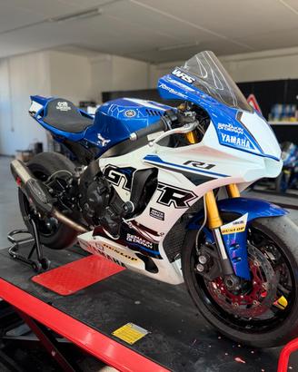 Yamaha YZF R1 PRONTO PISTA! OHLINS! PERMUTE!