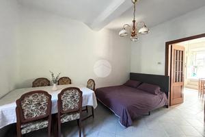 3 LOCALI A SAVONA