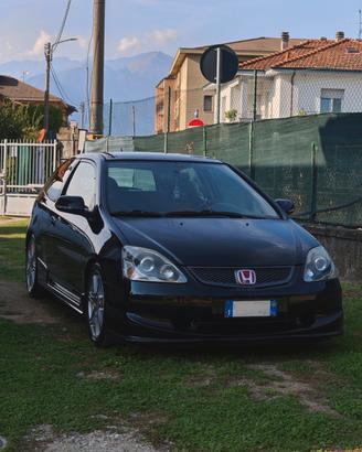Honda Civic Type R EP3 2004 + Set Gomme Invernali