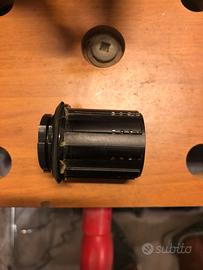 Corpetto ruota libera per mozzo DT Swiss