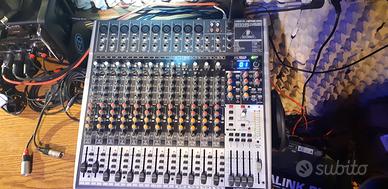 Mixer BEHRINGER Xenyx 2442USB