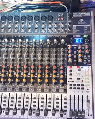 Mixer BEHRINGER Xenyx 2442USB