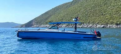 Axopar 37 Sun-Top Miami Blue del 2020