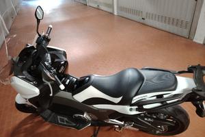 Honda integra 750S 