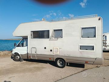 camper mansardato 6 posti letto