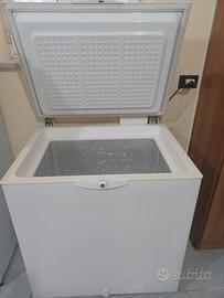 Congelatore a pozzetto