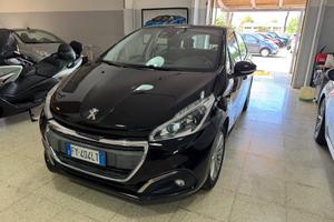 Peugeot 208 PureTech GPL 82 cv Allure NAVIGATORE-R