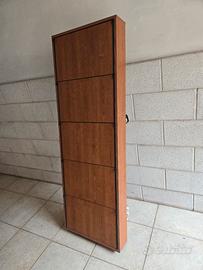 scarpiera a muro in legno con cassetti apribili