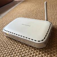 Router marca Netgear mod. DG834G v5