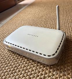 Router marca Netgear mod. DG834G v5