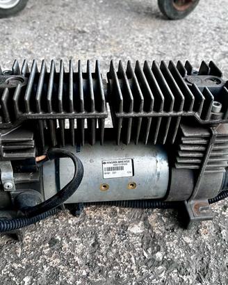 Compressore sospensioni KNOR-BREMSE K001319N00