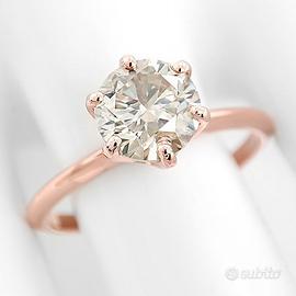 Anello solitaro Fancy Diamond
