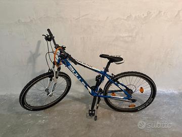 Bicicletta Blu per ragazzo/a