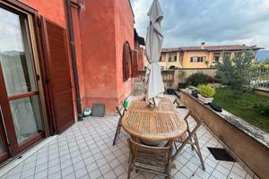 3 LOCALI A CORTE FRANCA