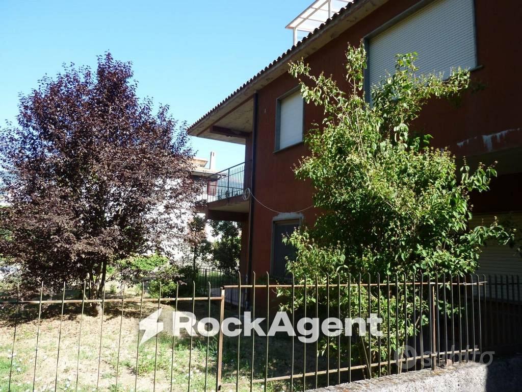 Appartamento di 111 m² con 4 locali a Trecchina - Vista 2