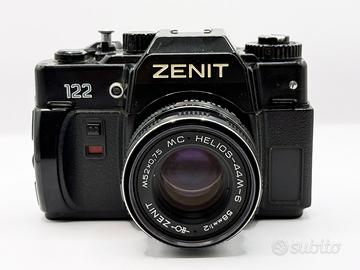 Zenit 122 con ottica MC Helios 44-M-6