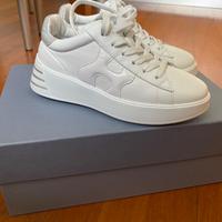 Sneakers Hogan Rebel 2025 bianche con dettaglio br
