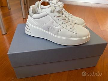 Sneakers Hogan Rebel 2025 bianche con dettaglio br