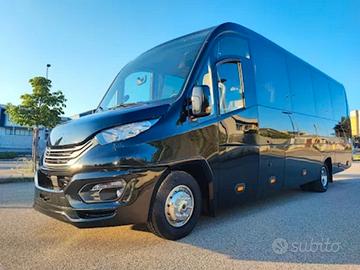 Autista scolastico associazioni linea e attività r