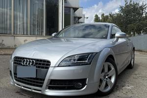 Audi TT 8j3