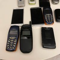11 cellulari vintage Iphone, samsung, nokia