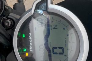 Moto guzzi v7