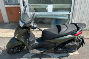 Piaggio Beverly 400 s