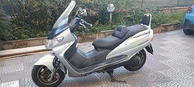 Suzuki Burgman 250  in buono stato 