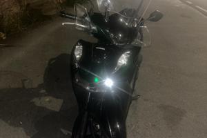 sh 125 sport vetro