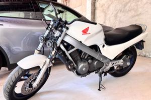 Honda NTV 650 - non circolante