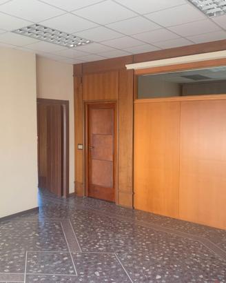 Ufficio di prestigio zona P.zza repubblica