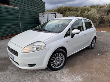 Fiat Grande Punto 1.3 MJT 75 CV 5 porte Dynamic