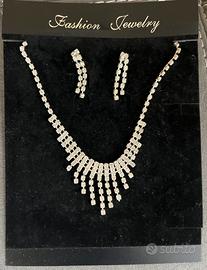 Parure collana e orecchini