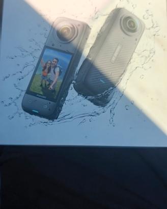 Insta360 x4