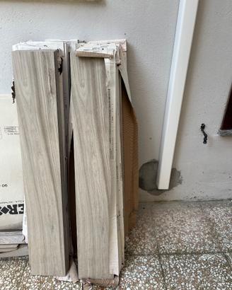 Piastrelle effetto legno beige 20x120