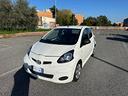 toyota-aygo-1-0-5p-connect-navi-neopatentati