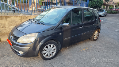 Renault Scenic 1.5 dci