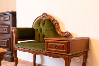 mobili e complementi d'arredo