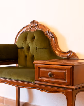 mobili e complementi d'arredo