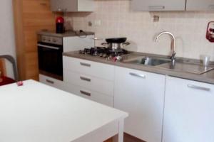 Casa indipendente in Via V. Veneto, Casalciprano