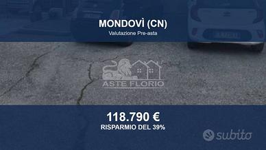 Immobile in asta di 211 m² con più di 5 locali a M