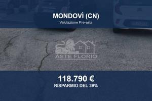 Immobile in asta di 211 m² con più di 5 locali a M